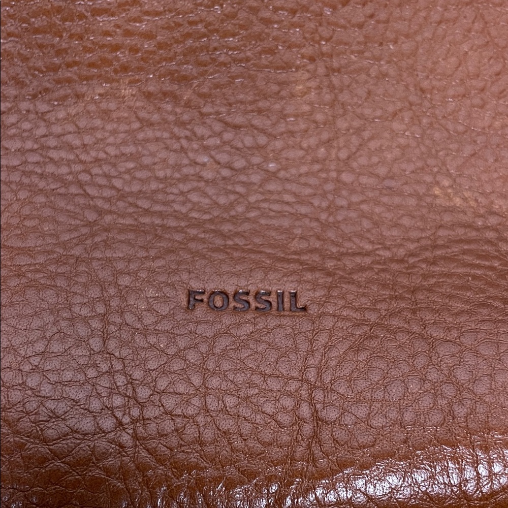 Fossil Elegant Tan Leather Crossbody Bag - Picture 3 of 8